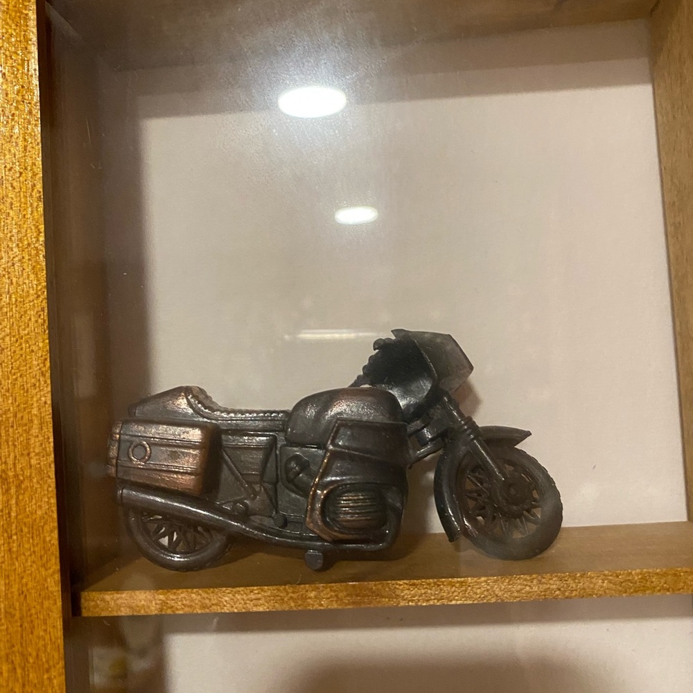 MotorcyclePencil Sharpener - Picture 4 of 7